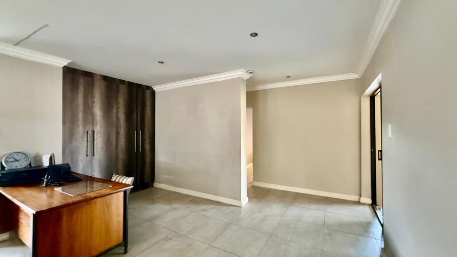 2 Bedroom Property for Sale in Parsonsvlei Eastern Cape